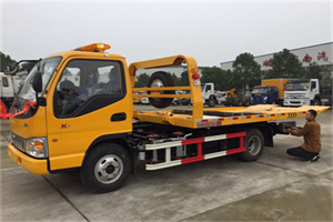 鄂尔多斯哪里有拖车服务