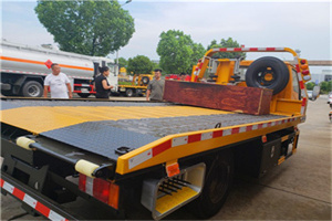 鄂尔多斯附近拖车电话号码服务